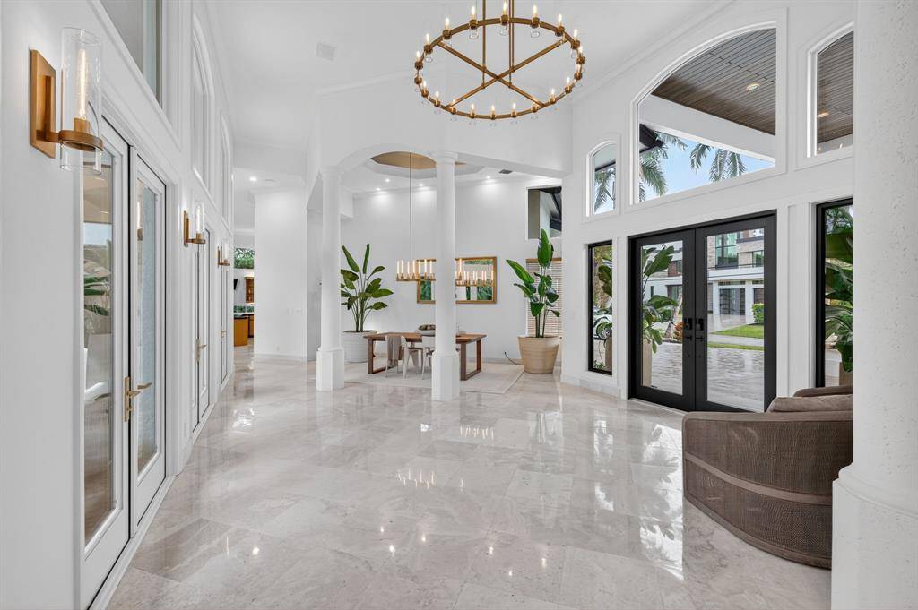 Fort Lauderdale, FL 33316,1518 E Lake Dr