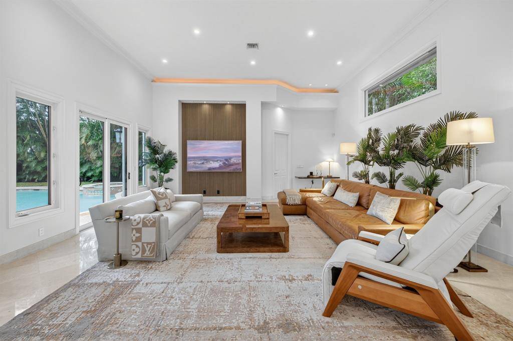 Fort Lauderdale, FL 33316,1518 E Lake Dr