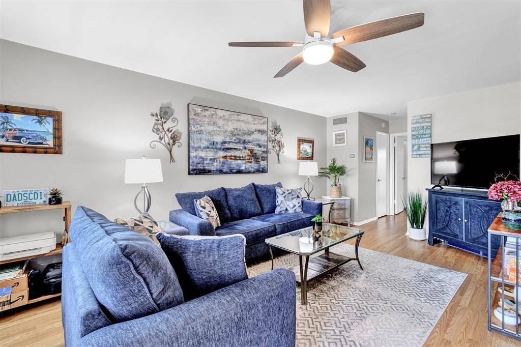 Vero Beach, FL 32967,32 Pine Arbor Lane #205