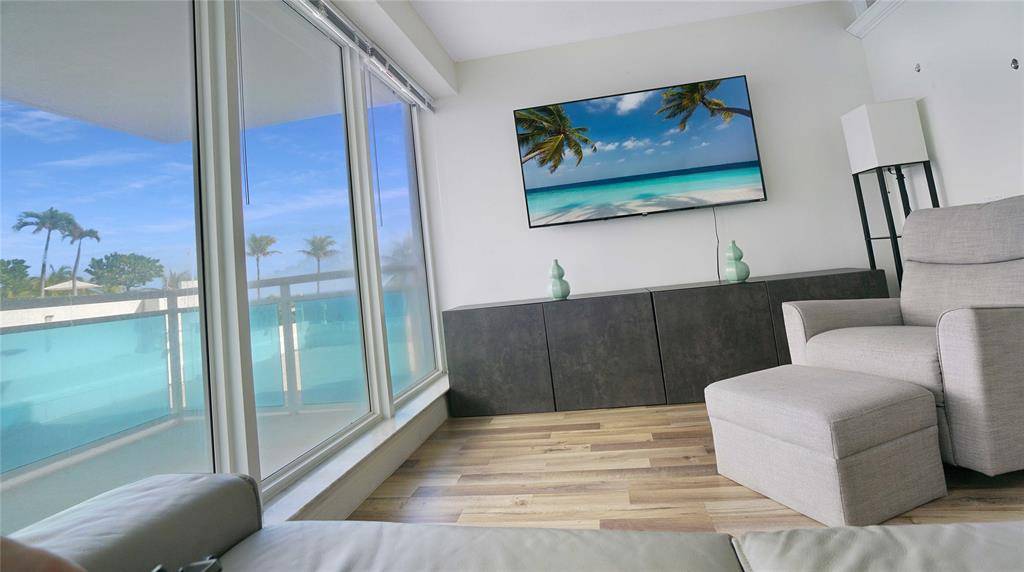 Fort Lauderdale, FL 33308,3430 Galt Ocean Dr #205