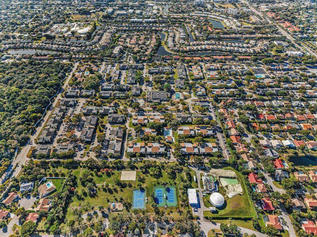 Coral Springs, FL 33065,4115 NW 88th Ave #104