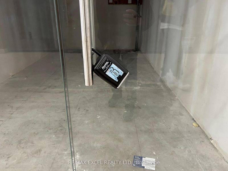 Markham, ON L6C 0M5,9390 Woodbine AVE #1B9