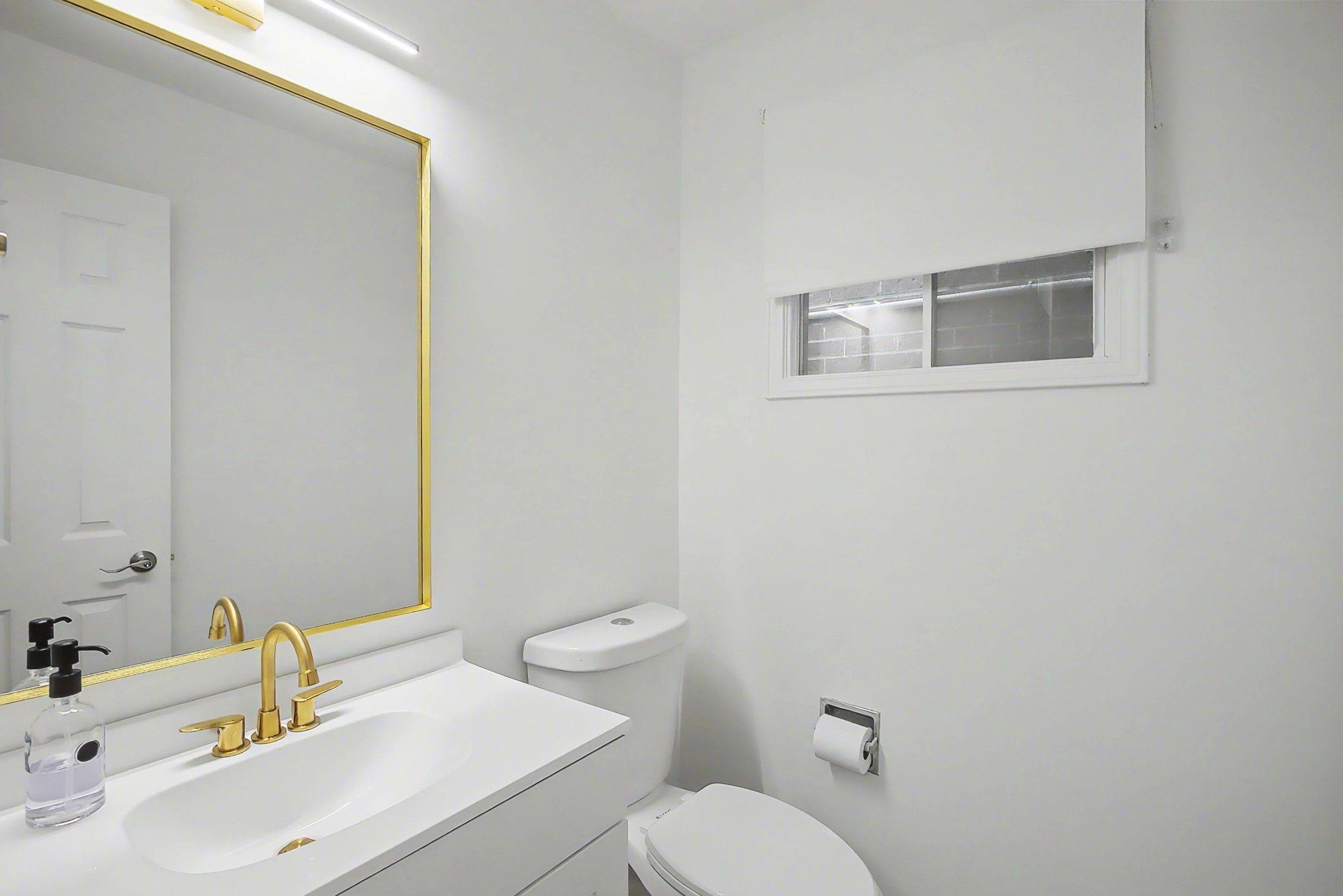 Vaughan, ON L4J 3J8,139 Esther CRES