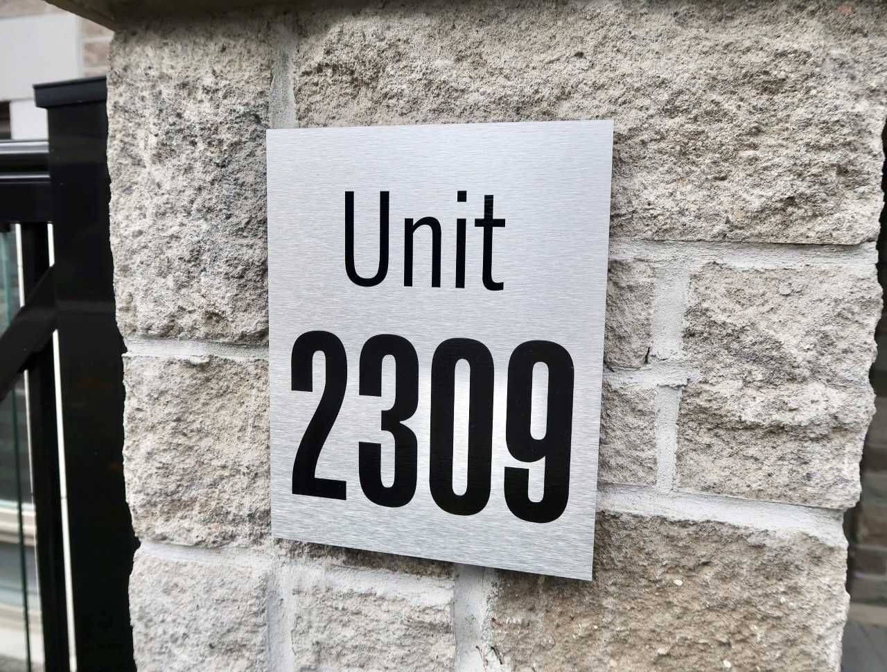 Markham, ON L6B 0A8,20 Westmeath LN #2309