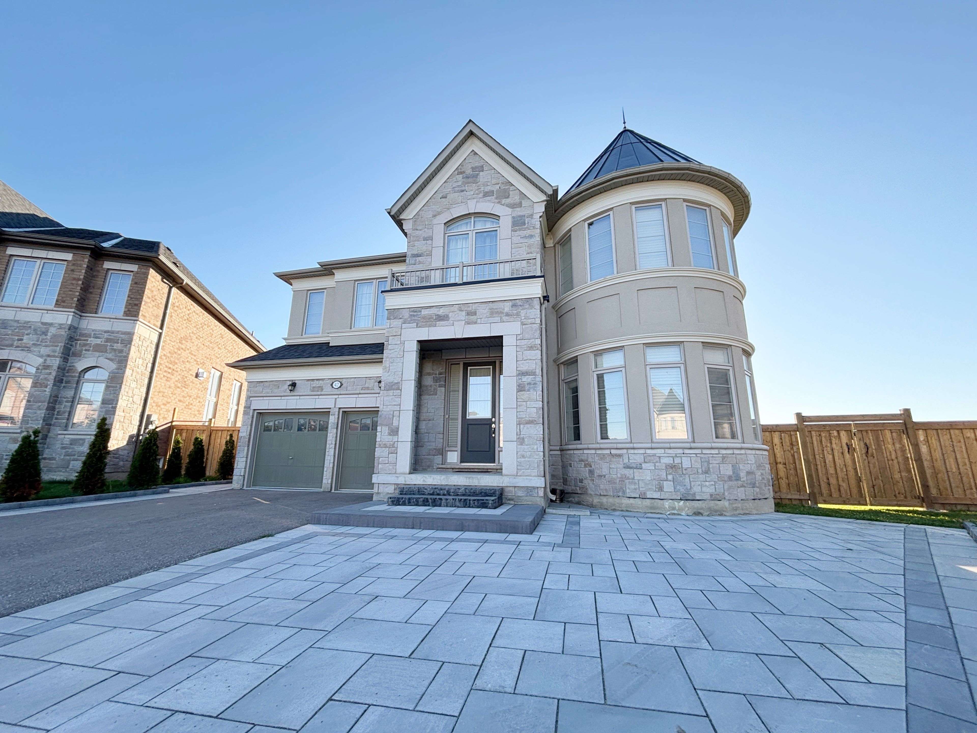 Newmarket, ON L3Y 0C7,Bsmt 42 Brown CT