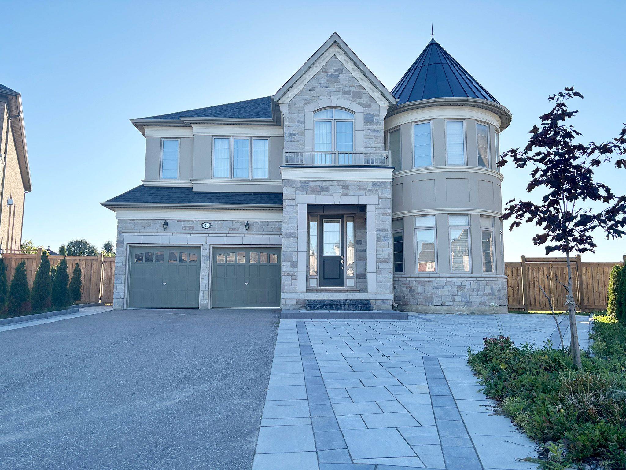 Newmarket, ON L3Y 0C7,Bsmt 42 Brown CT