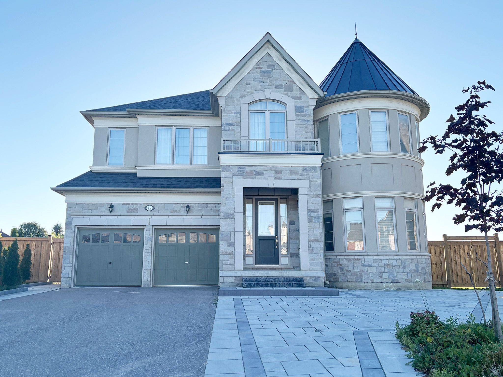 Newmarket, ON L3Y 0C7,Bsmt 42 Brown CT