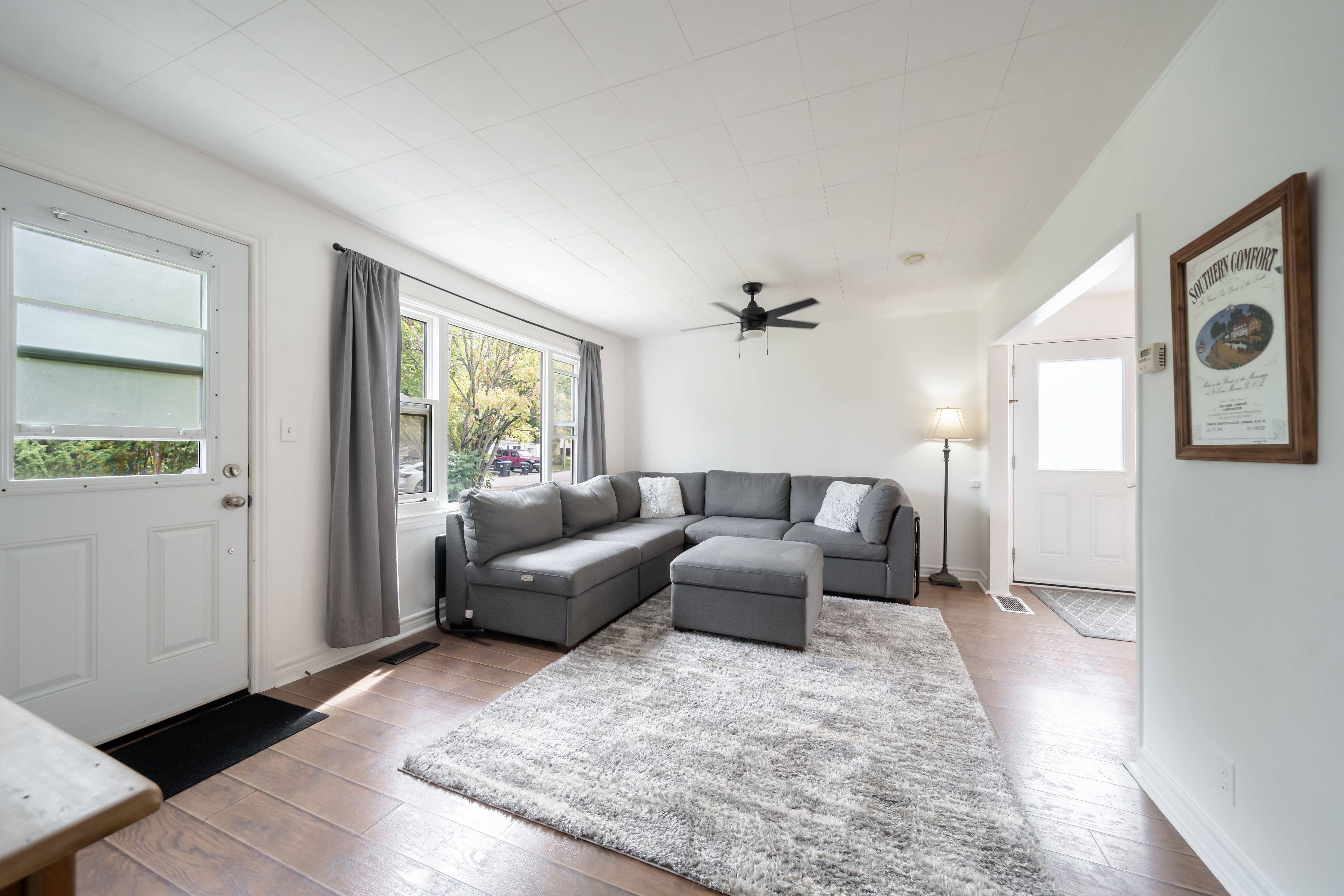 Severn, ON L0K 1G0,3392 Coronation AVE