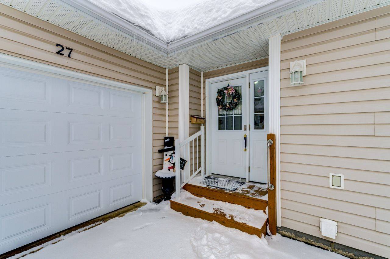 Wasaga Beach, ON L9Z 3A8,27 Pennsylvania AVE E