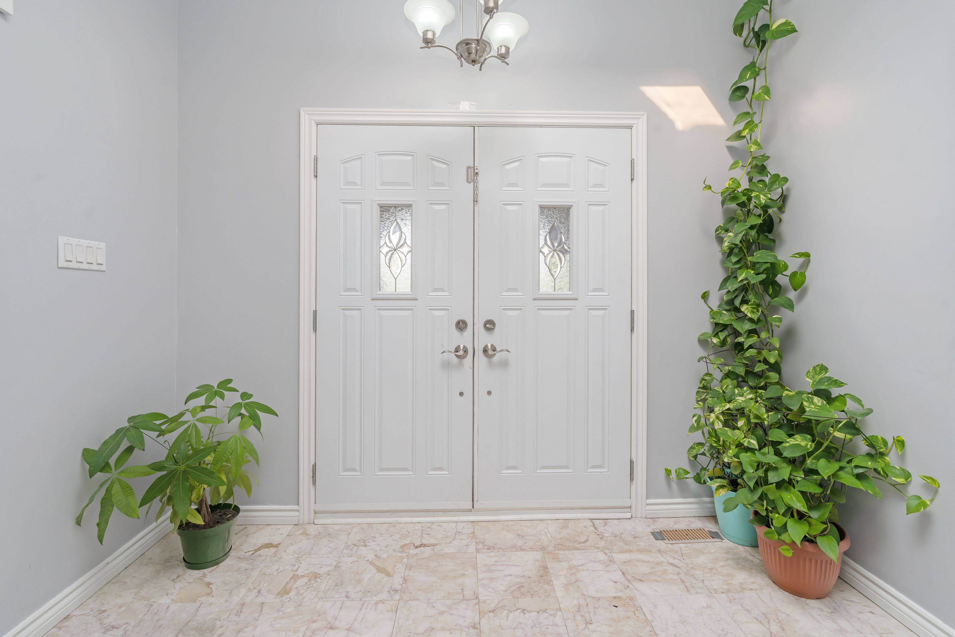 Halton Hills, ON L0P 1K0,8484 Winston Churchill BLVD N