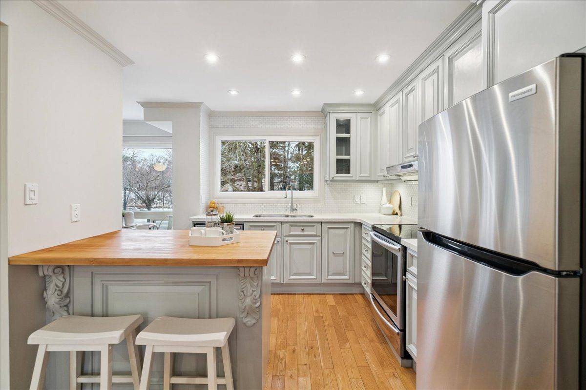 Mississauga, ON L5J 4B2,915 Inverhouse DR #80