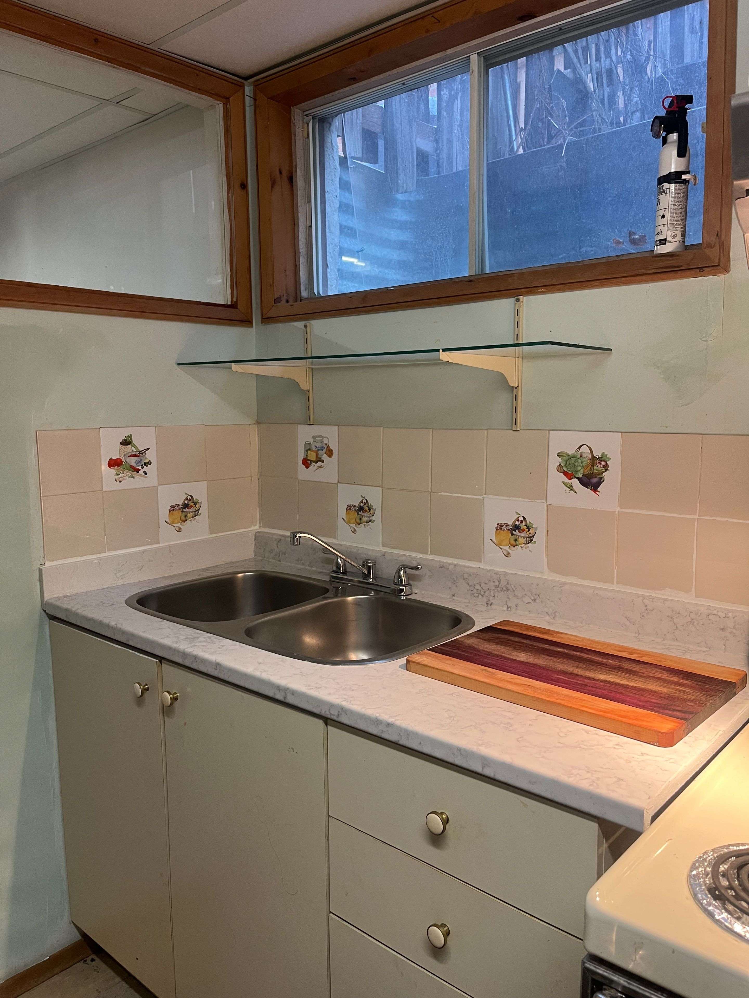 Toronto W10, ON M9V 4Y1,57 Plowshare CRES