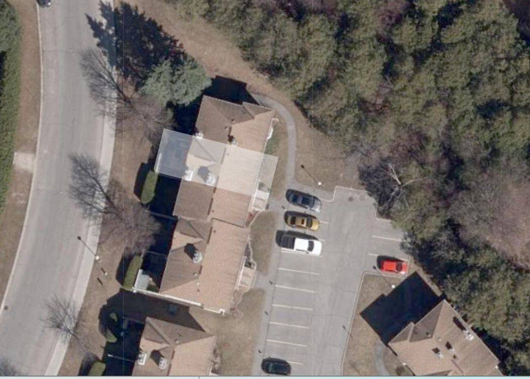 Kanata, ON K2L 3V1,94 McDermot CT #13