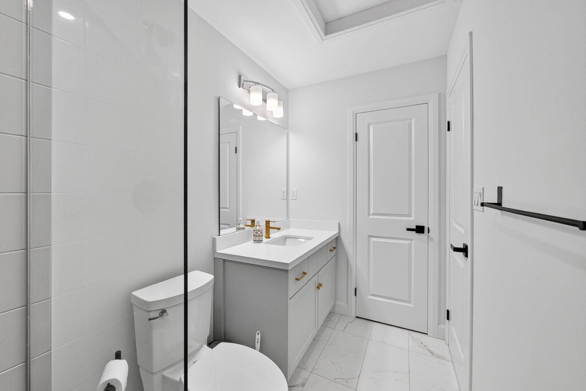 Hamilton, ON L9C 0E7,47 BENSLEY LN