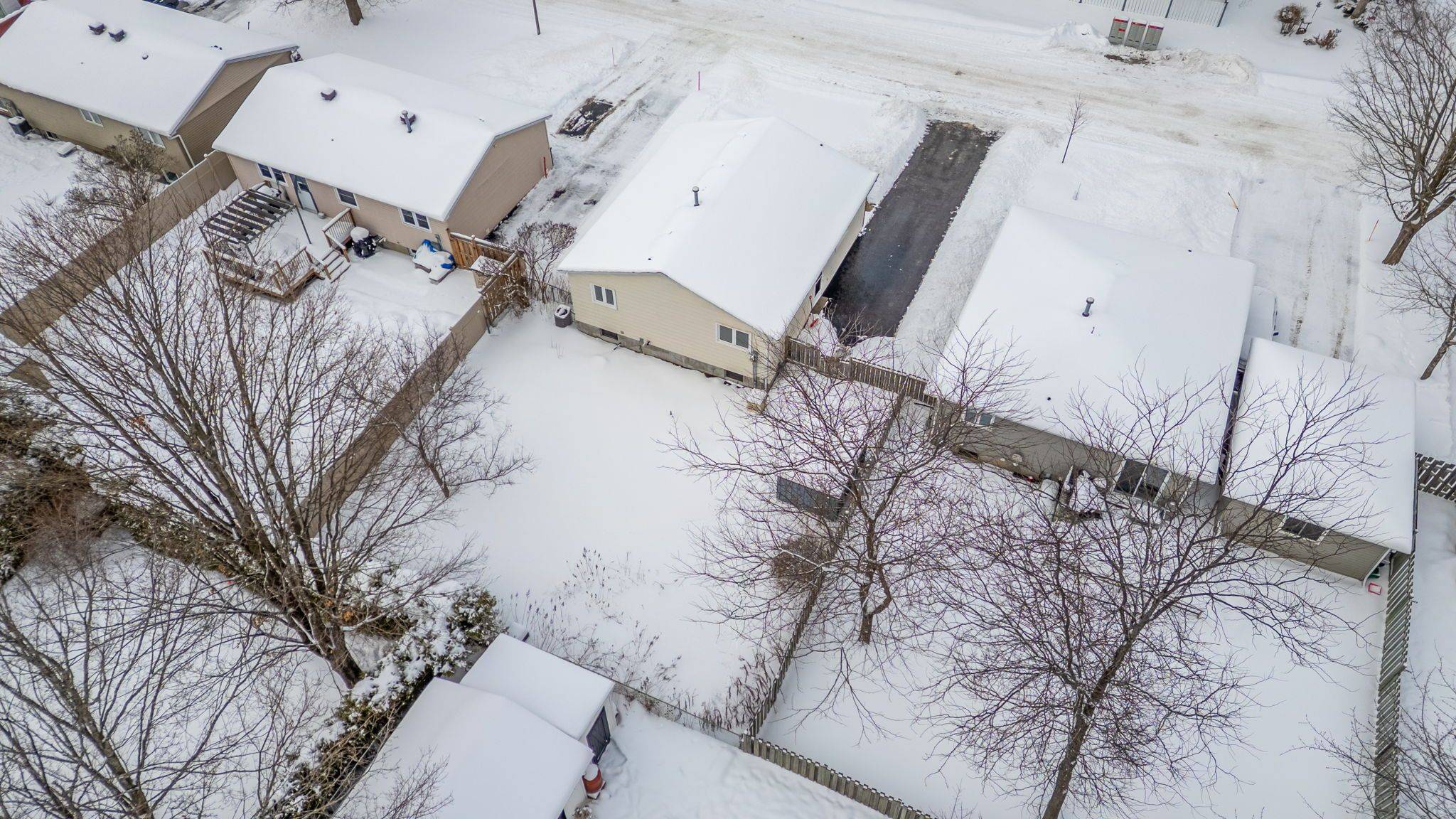 Kanata, ON K2L 1N3,17 Ballantrae WAY