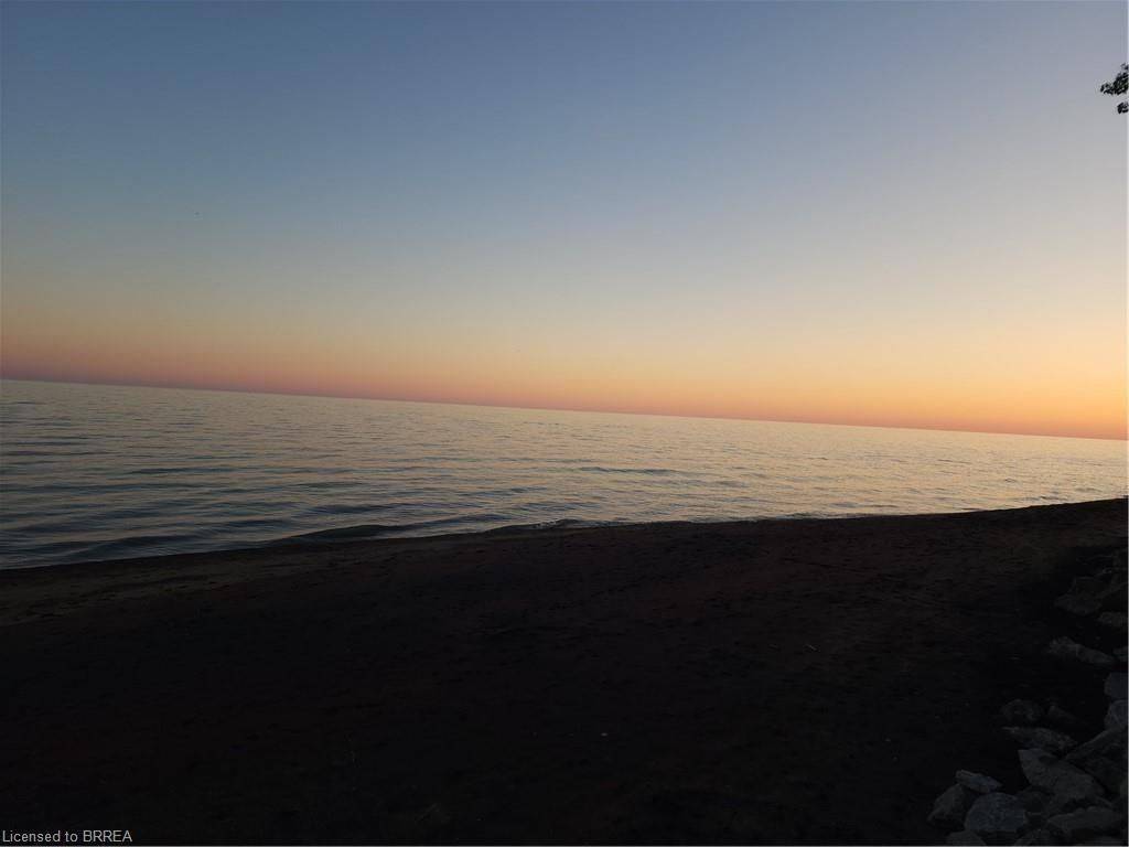 Norfolk, ON N0E 1M0,57 Erie BLVD