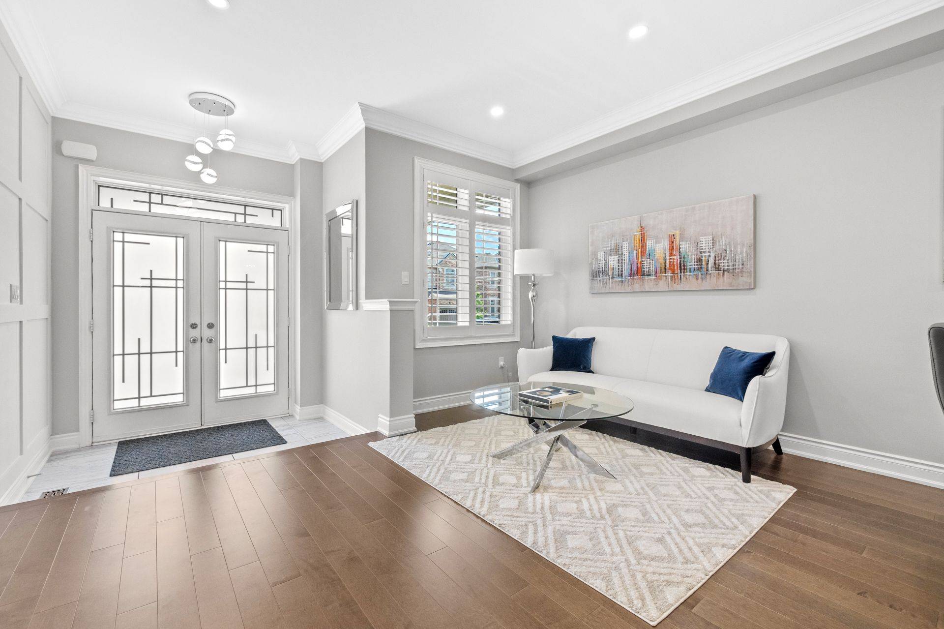 Hamilton, ON L8B 1W7,107 Avanti CRES