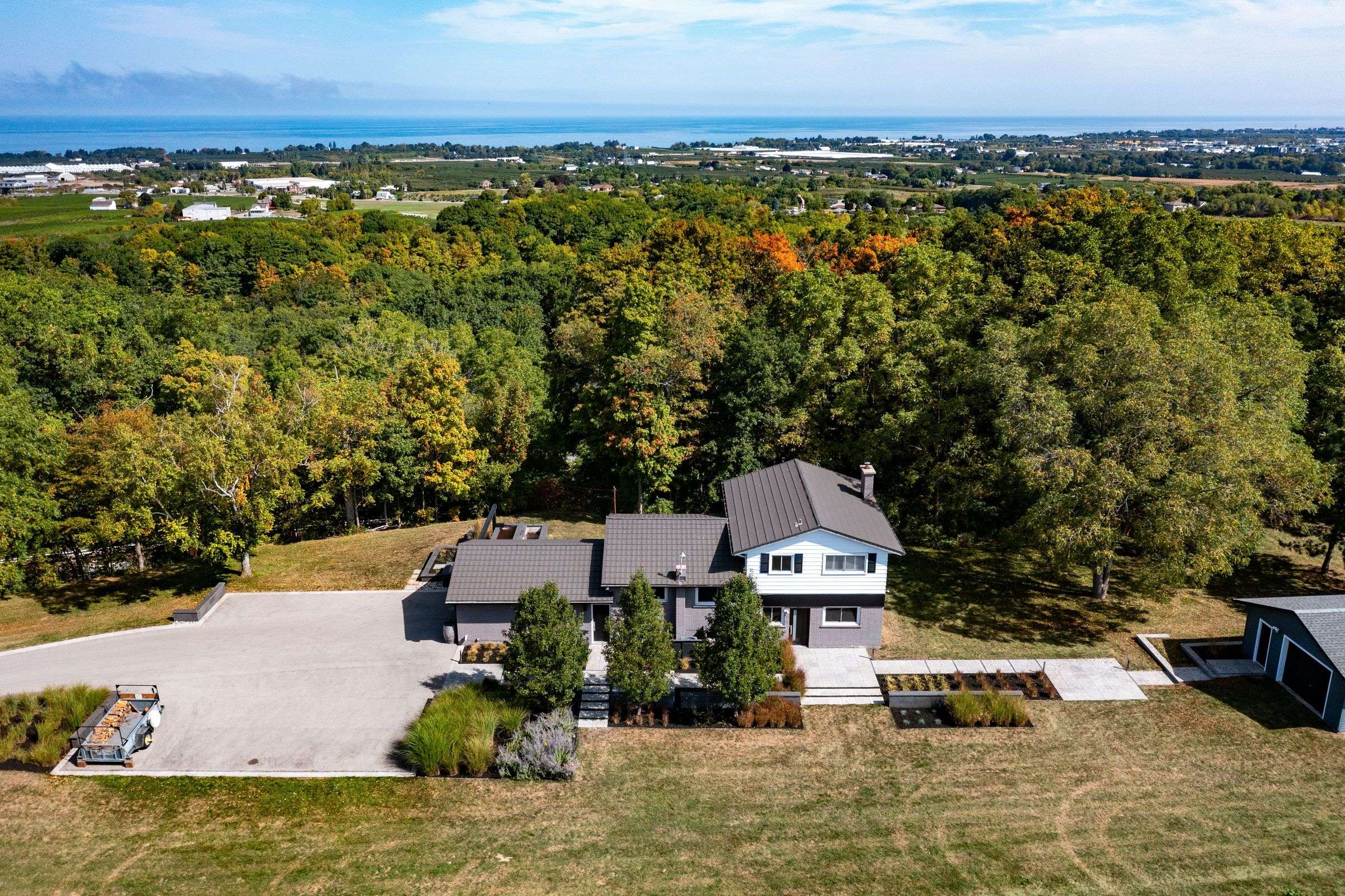 Lincoln, ON L0R 1B2,4373 Thirty RD