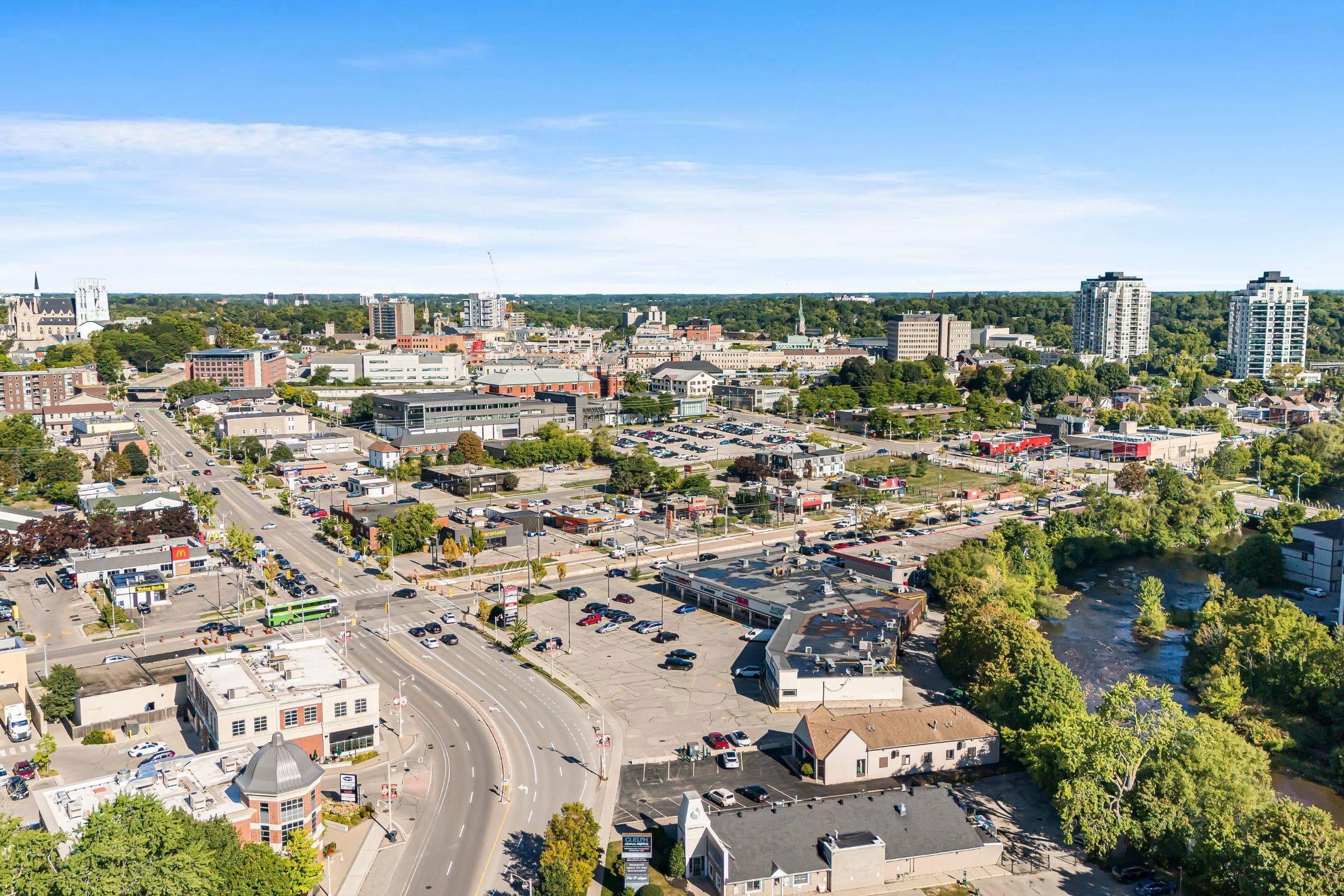 Guelph, ON N1H 4H6,92 Gordon ST