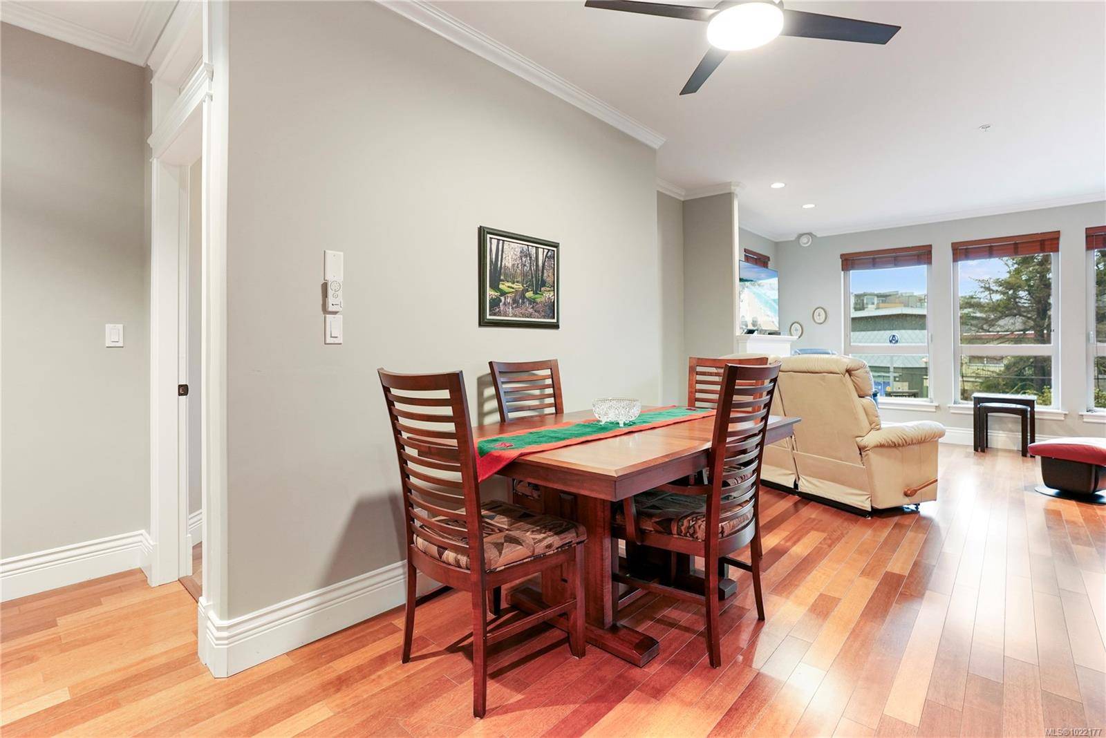 Langford, BC V9B 2X4,755 Goldstream Ave #214