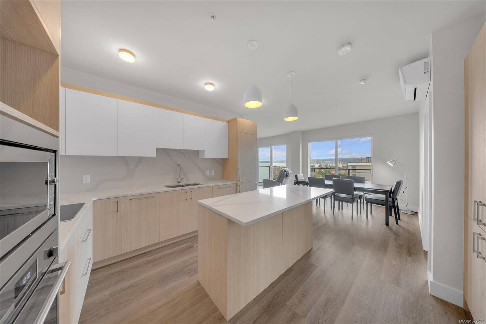 Esquimalt, BC V9A 2N7,622 Admirals Rd #1009