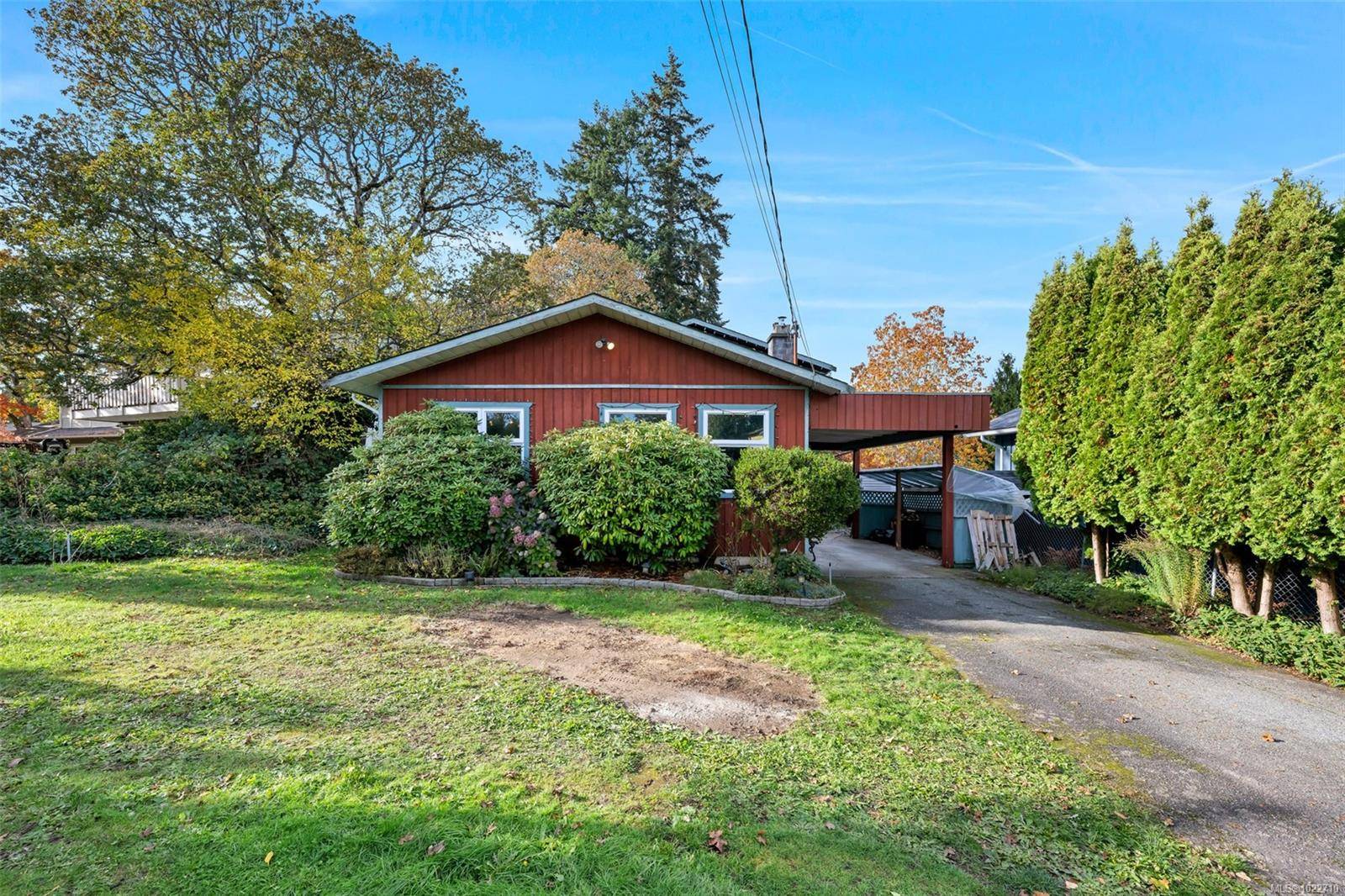 Langford, BC V9B 3N3,2700 Rainville Rd