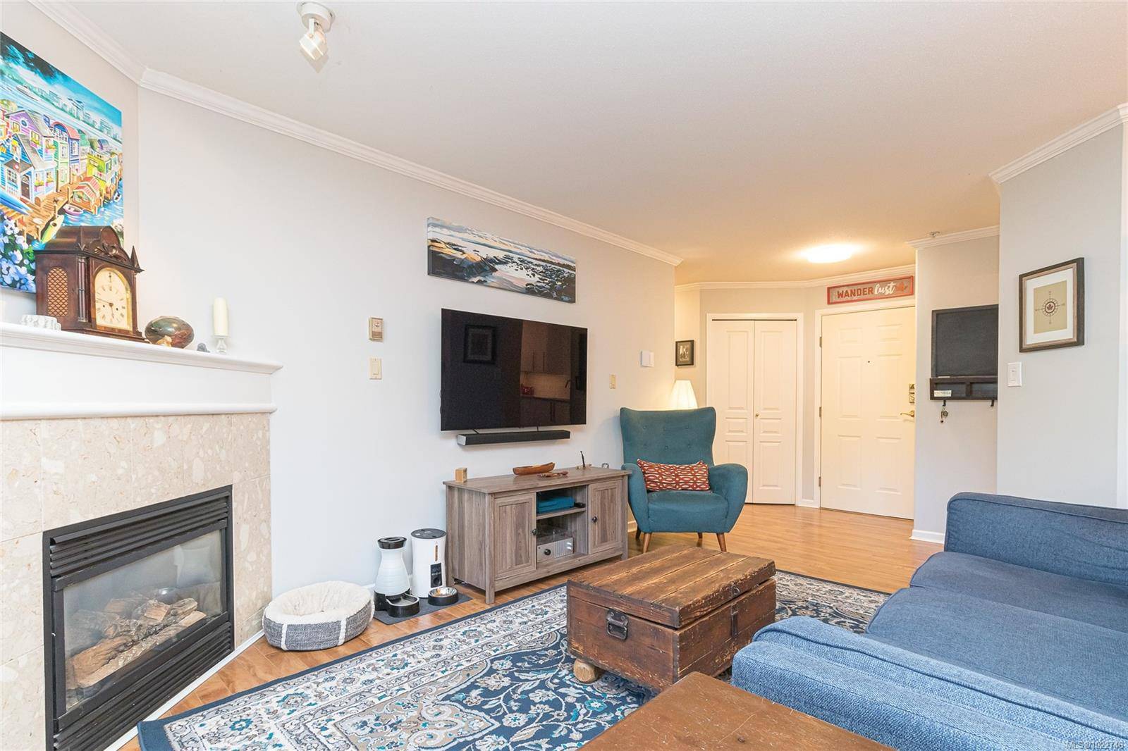 Victoria, BC V9A 7M6,27 Songhees Rd #107