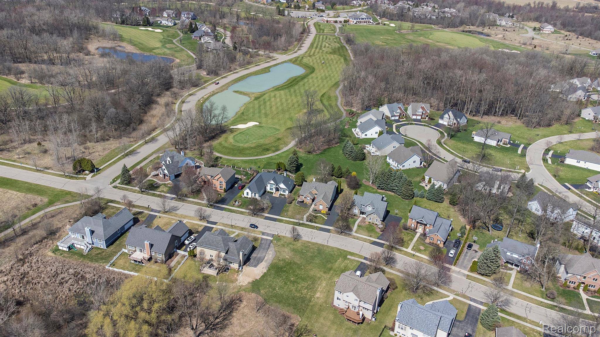 Grand Blanc, MI 48439,5808 WOODFIELD Pkwy