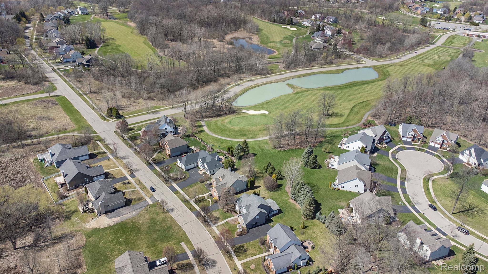 Grand Blanc, MI 48439,5808 WOODFIELD Pkwy