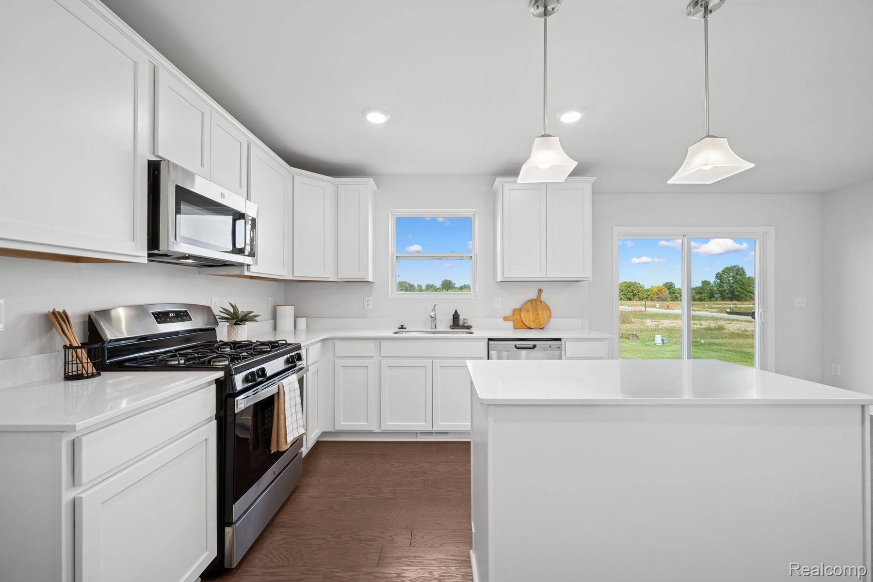 Chelsea, MI 48118,651 Countryside DR