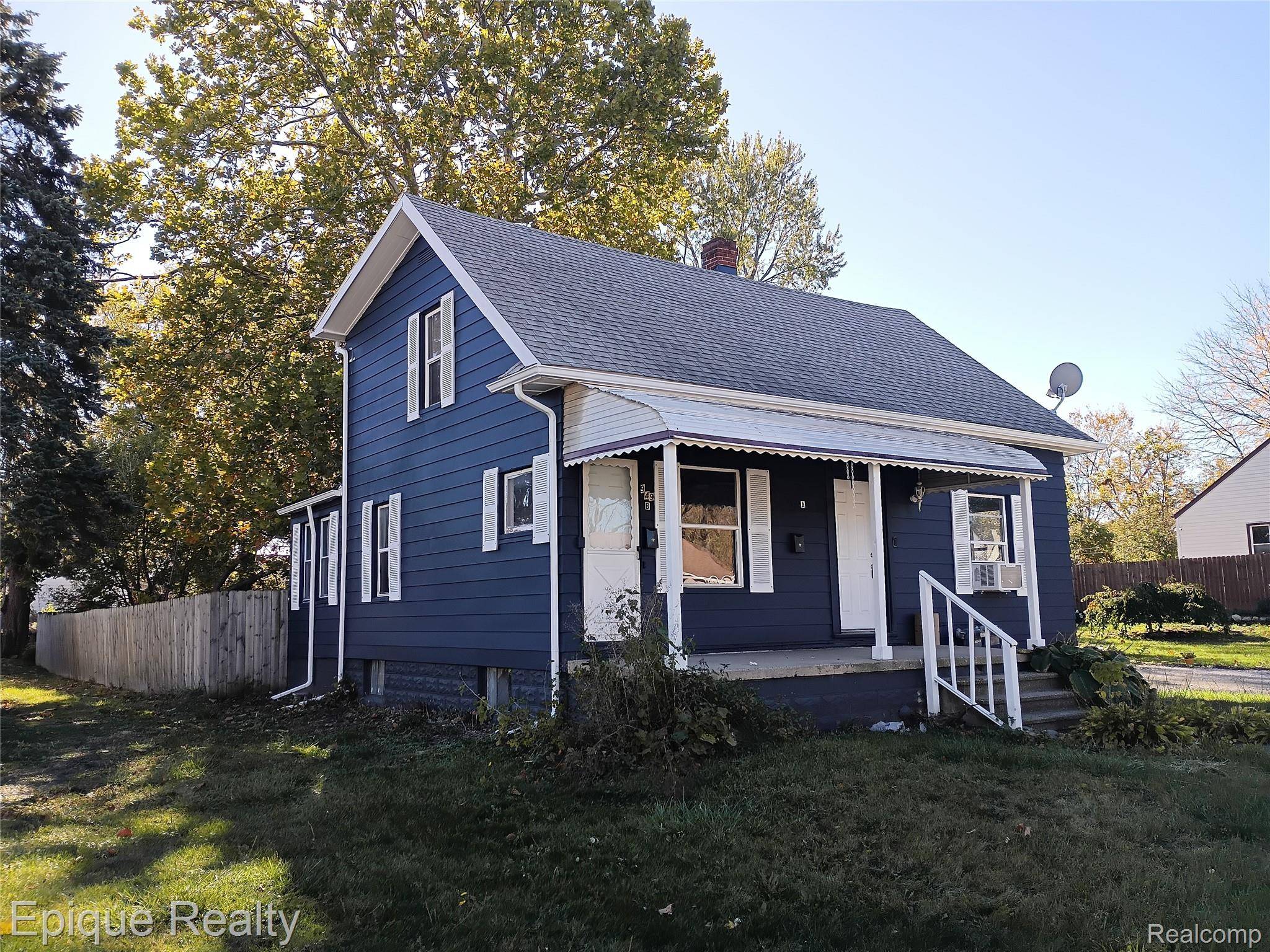 Waterford, MI 48328,949 Boston AVE