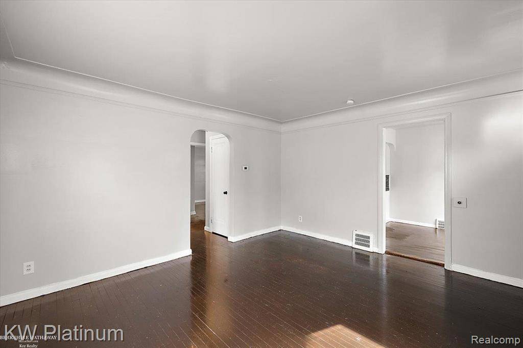 Detroit, MI 48224,19974 McCormick ST