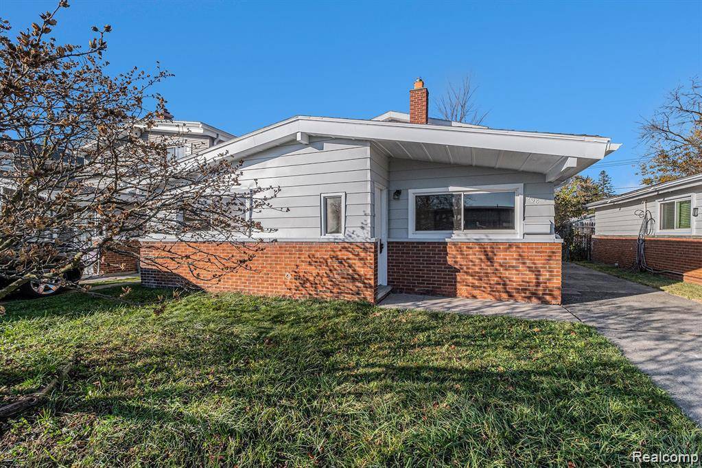 Hazel Park, MI 48030,408 W Jarvis AVE