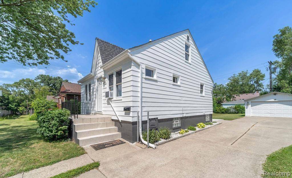 Warren, MI 48091,20892 Dean ST