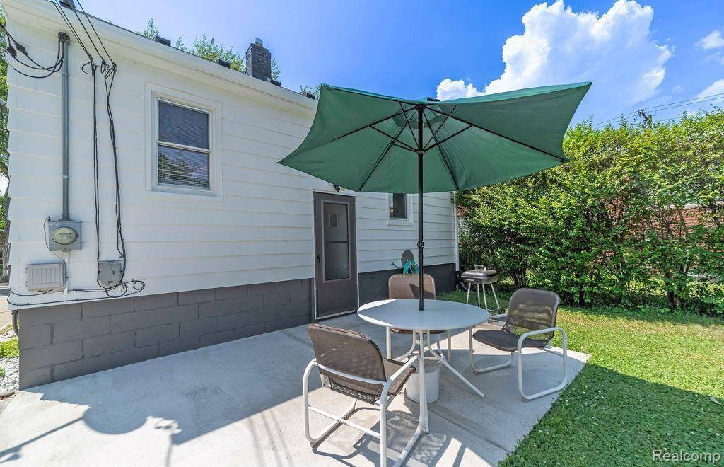 Warren, MI 48091,20892 Dean ST