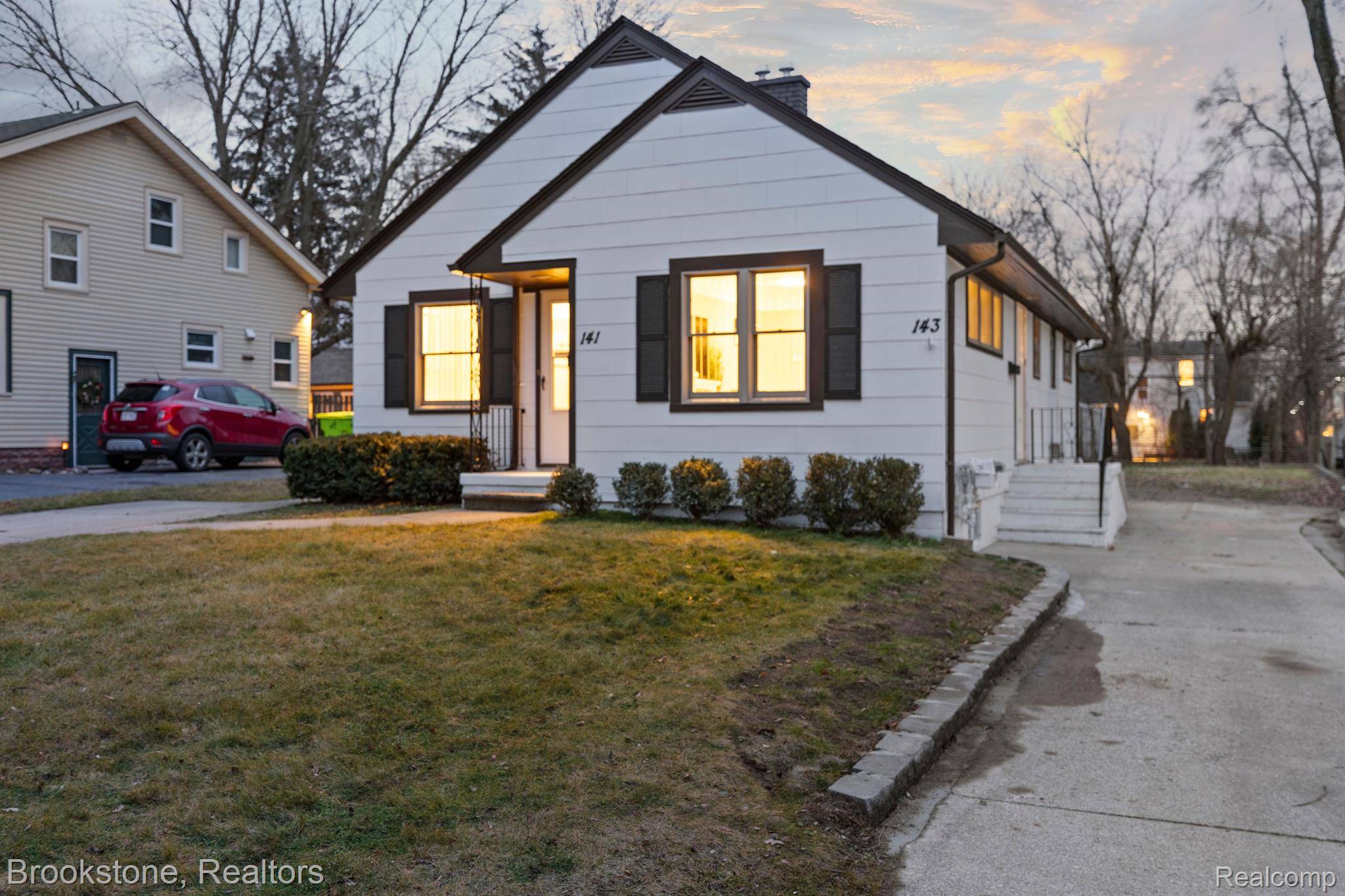 Rochester, MI 48307,141 FERNDALE AVE