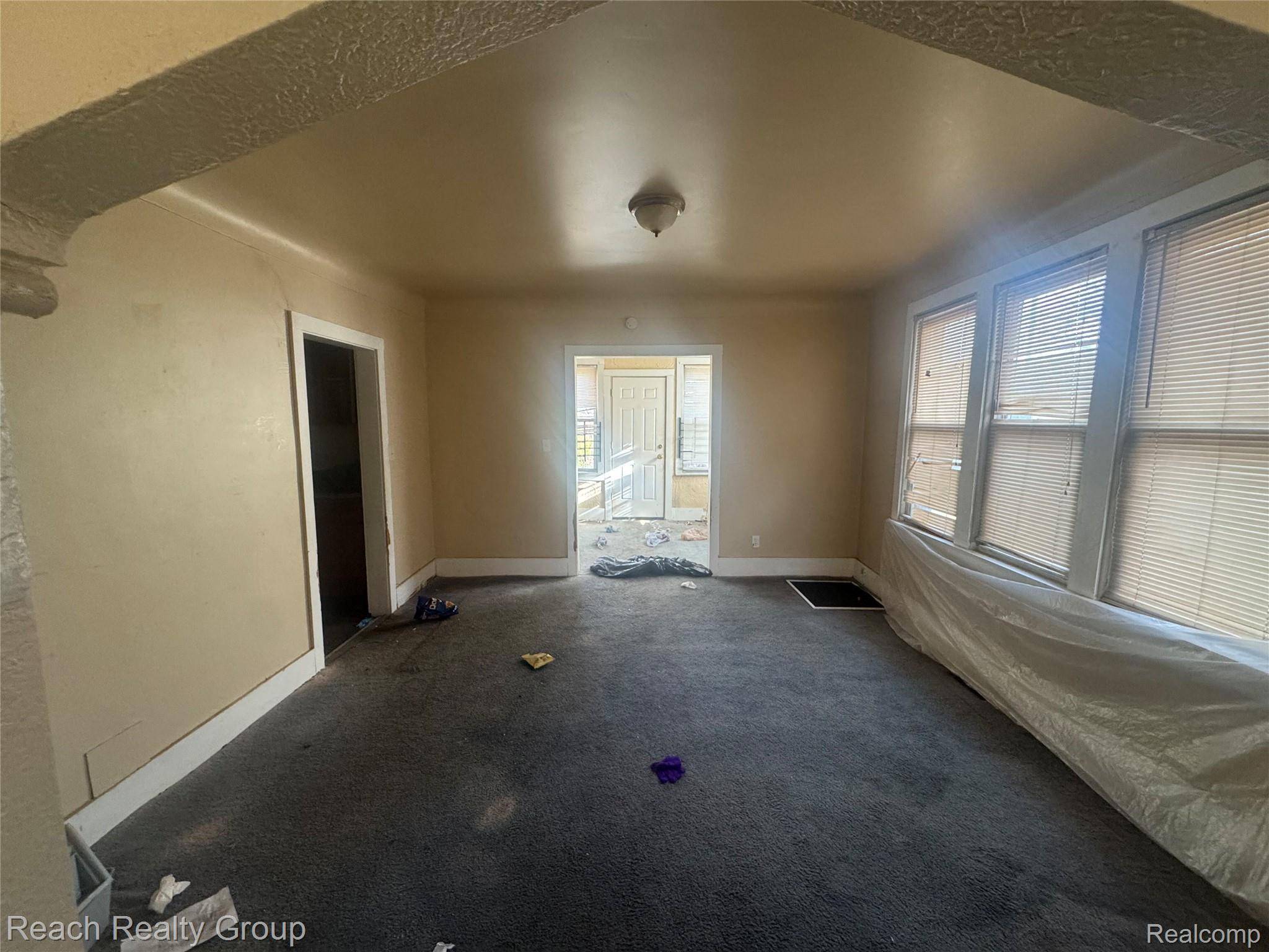 Detroit, MI 48227,15326 Rutherford ST