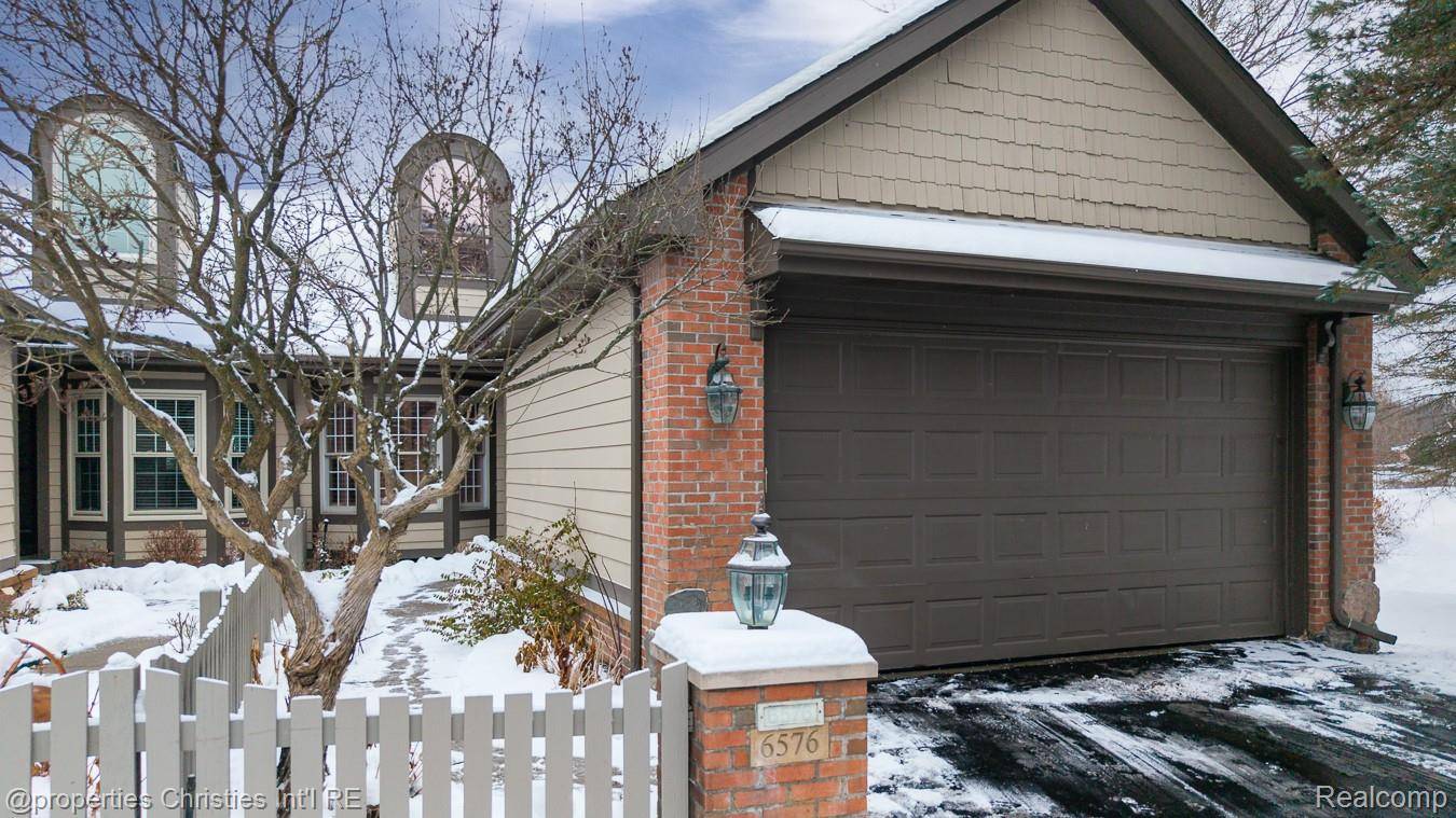 Clarkston, MI 48346,6576 Steeple RDG