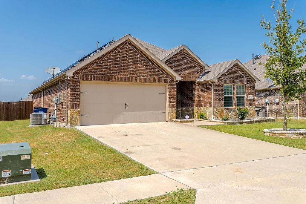 Princeton, TX 75407,406 Saddle Club Way