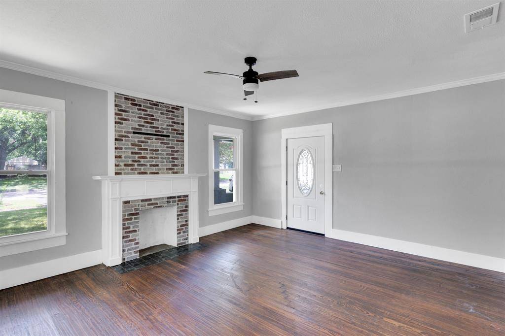 Ennis, TX 75119,603 N Mckinney Street