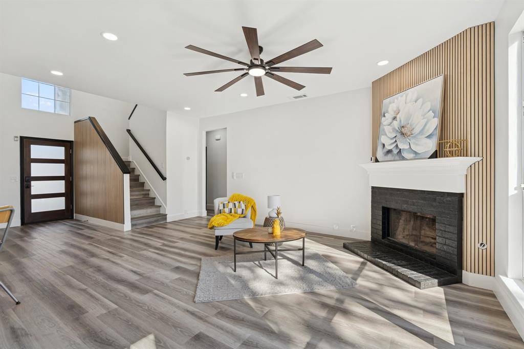 Lake Dallas, TX 75065,808 Lake Bridge Drive