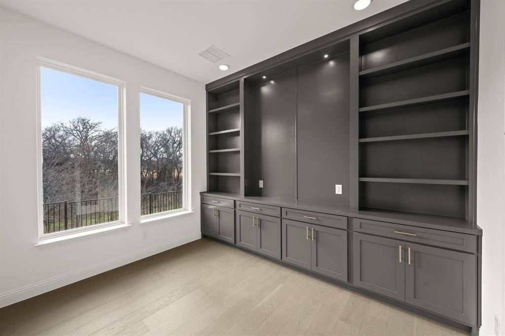 Trophy Club, TX 76262,2909 Tulip