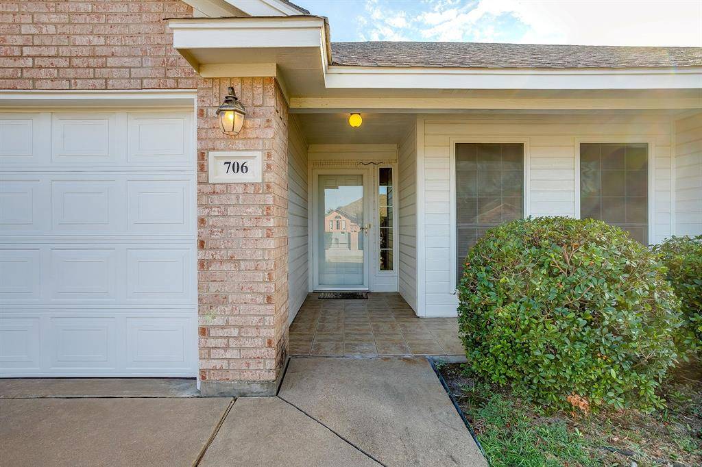 Cleburne, TX 76033,706 Hill Lane