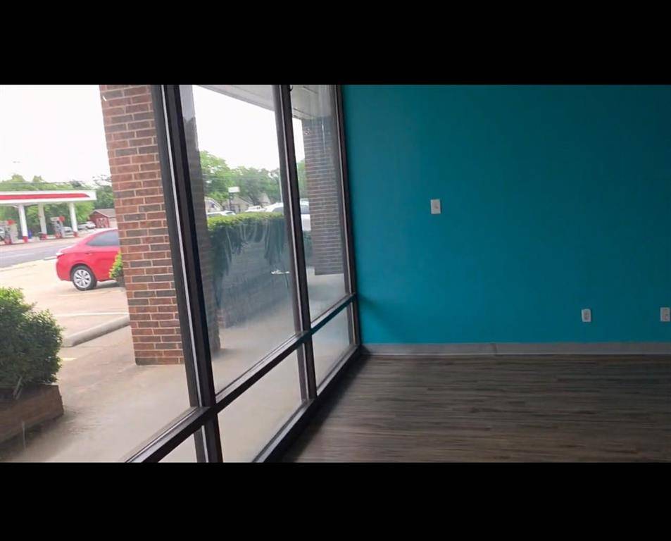 Granbury, TX 76048,300 S Morgan Street #302