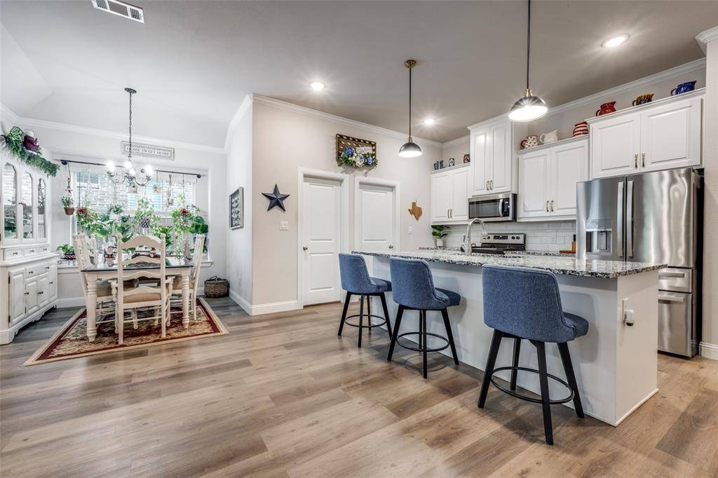 Krum, TX 76249,306 Osage Court