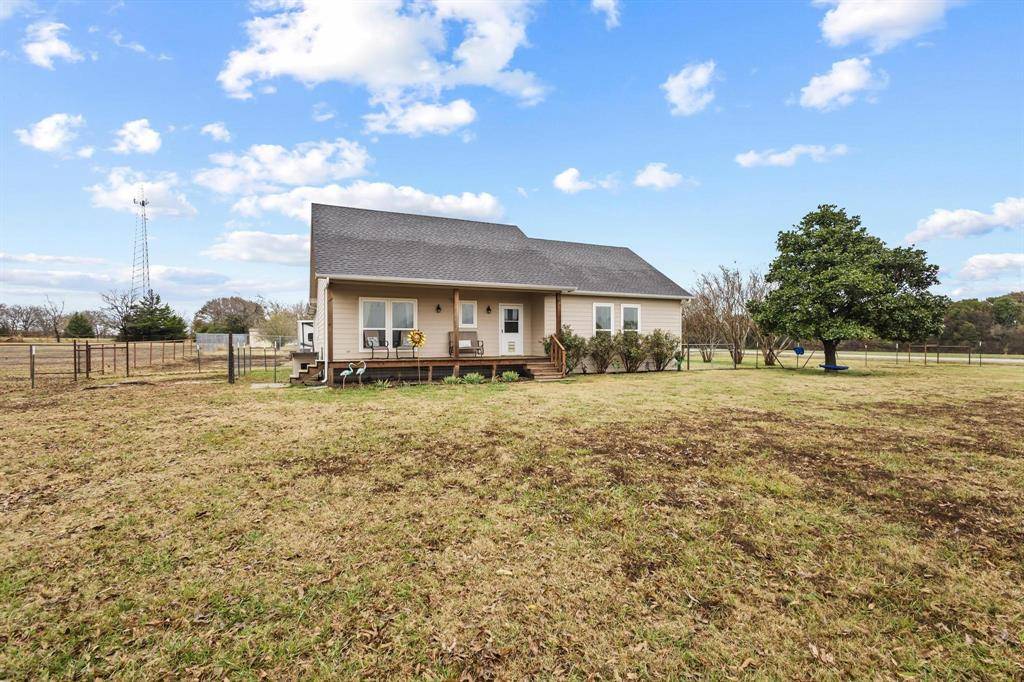Van Alstyne, TX 75495,293 Redden Road
