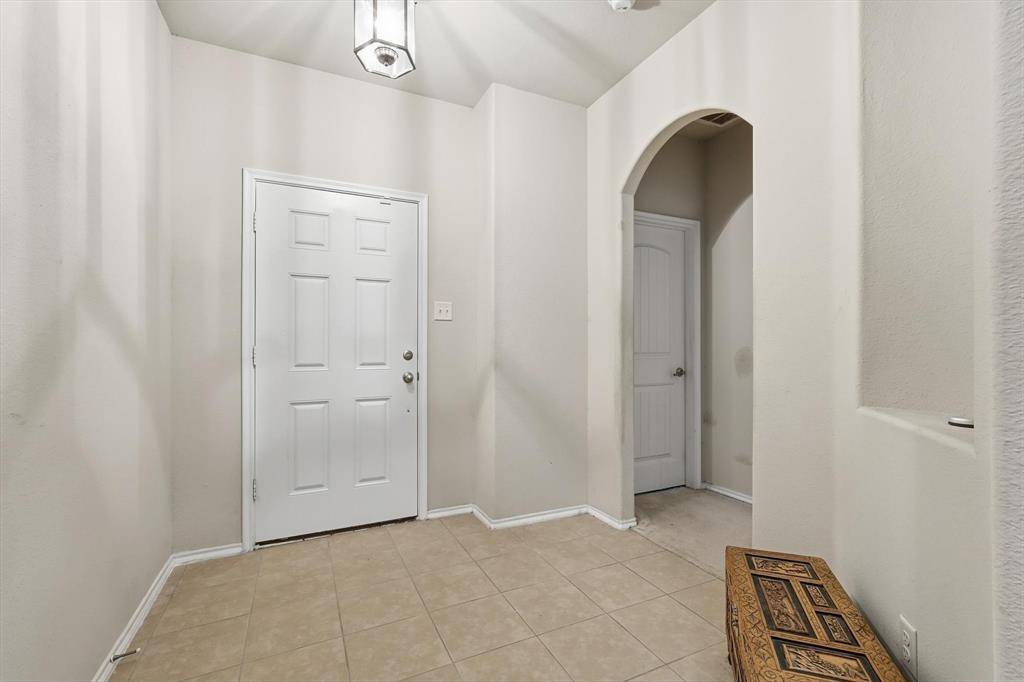 Van Alstyne, TX 75495,217 Villanova Drive