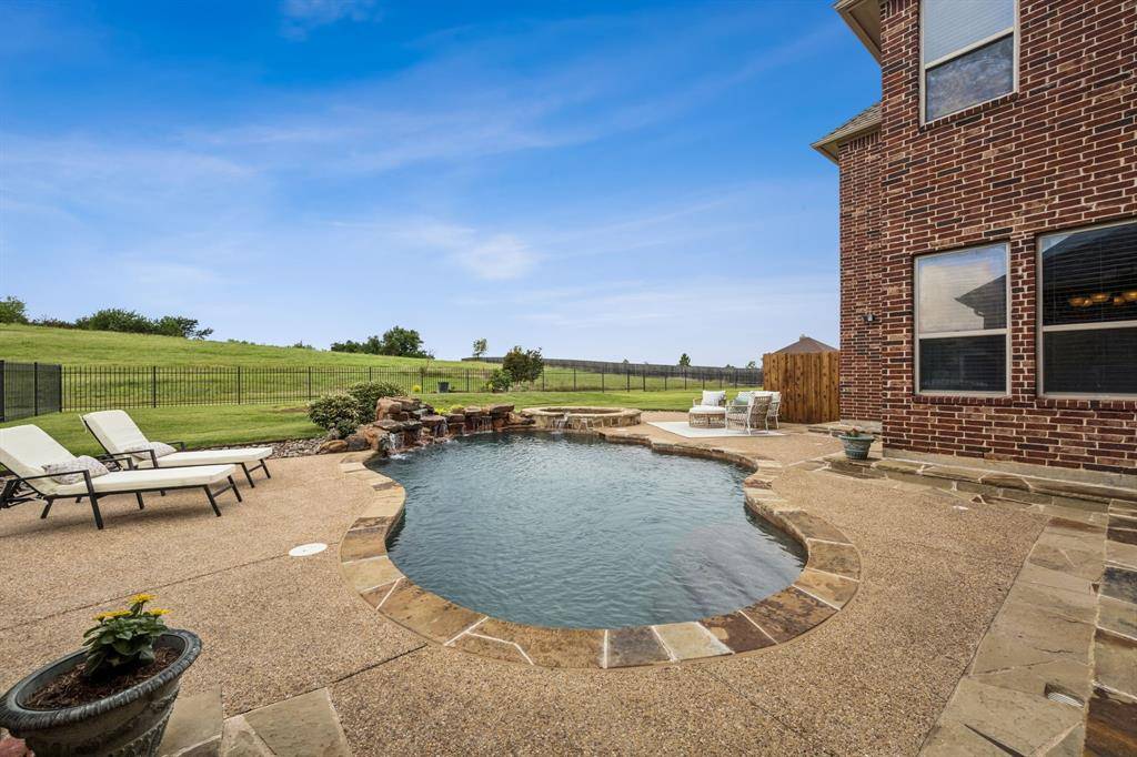 Sunnyvale, TX 75182,211 Tanner Creek Circle