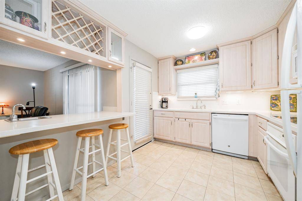 Dallas, TX 75248,5335 Bent Tree Forest Drive #170