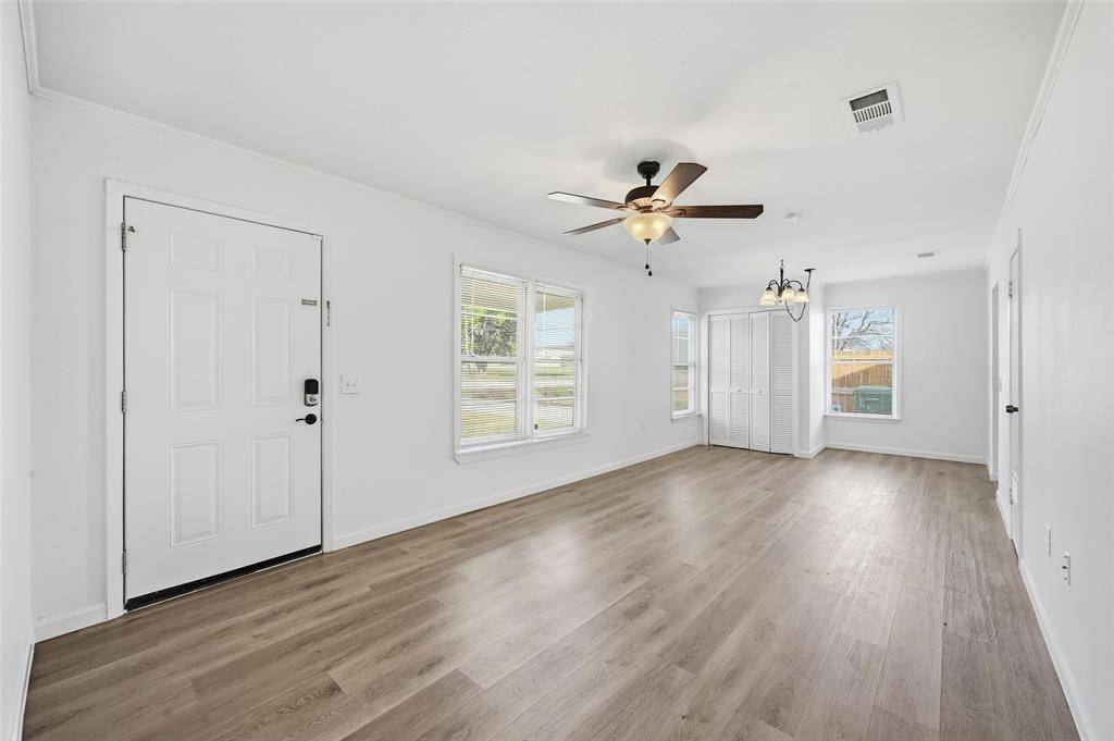 White Settlement, TX 76108,418 Russell Street